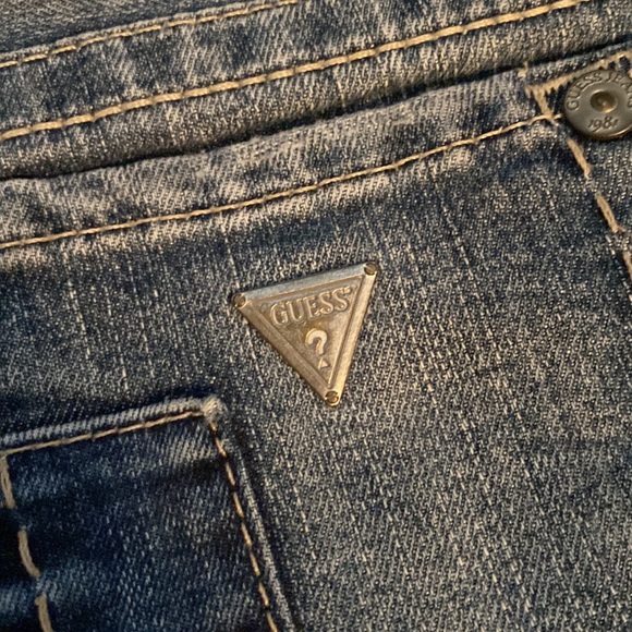 Guess Jean Shorts - Picture 4 of 8